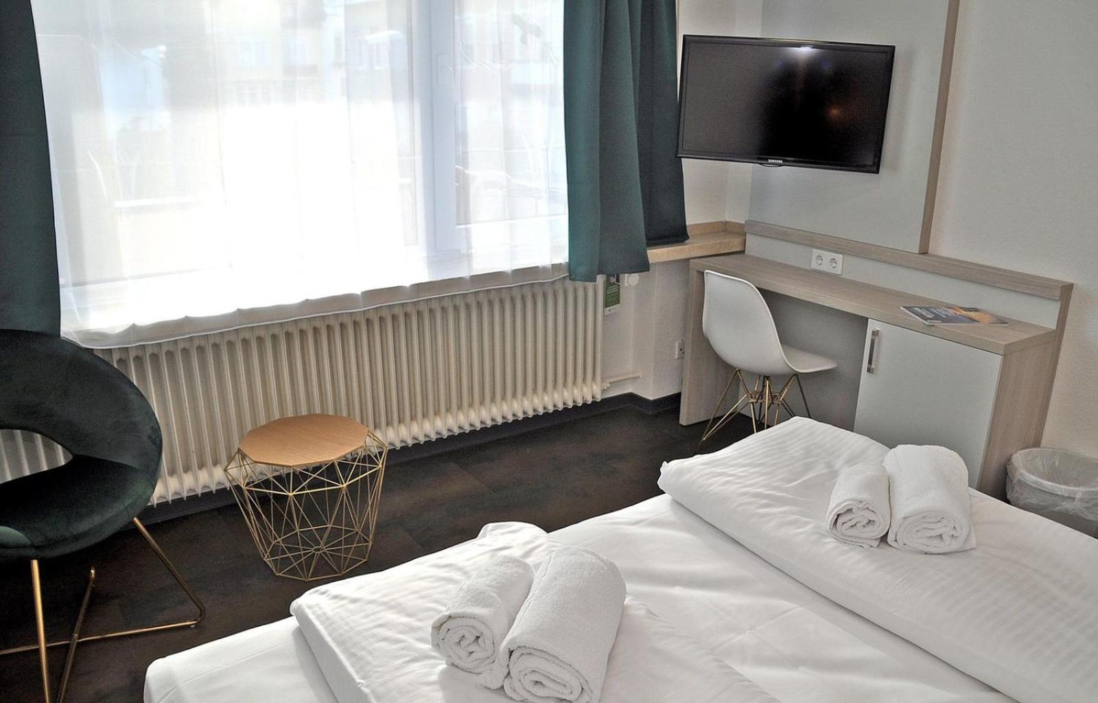 Hotel Am Martinsberg Andernach Exteriör bild