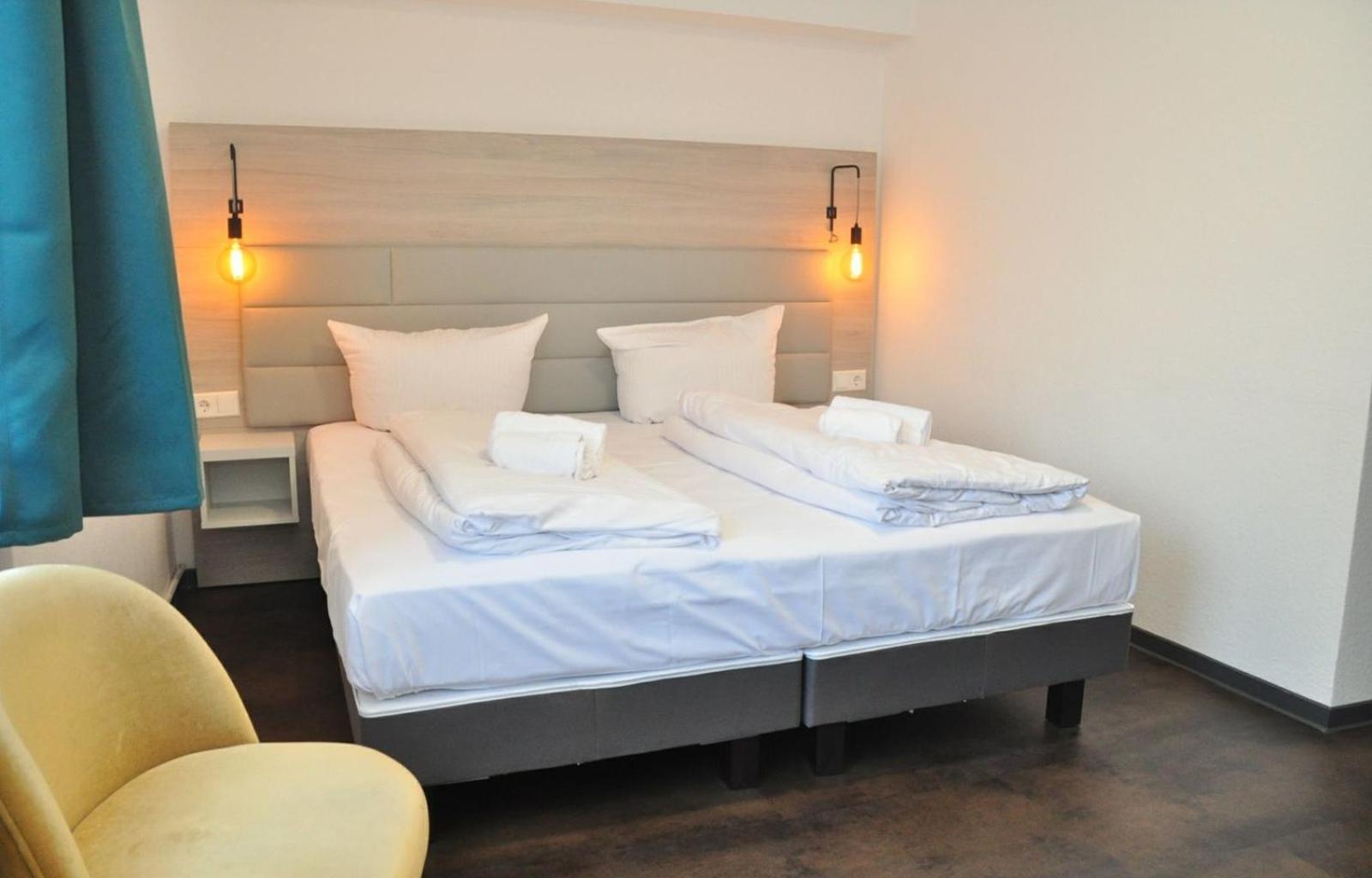 Hotel Am Martinsberg Andernach Exteriör bild