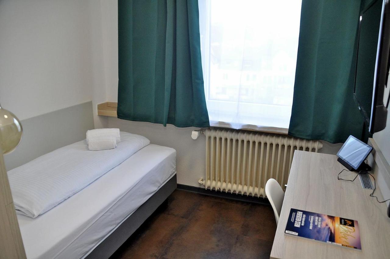 Hotel Am Martinsberg Andernach Exteriör bild